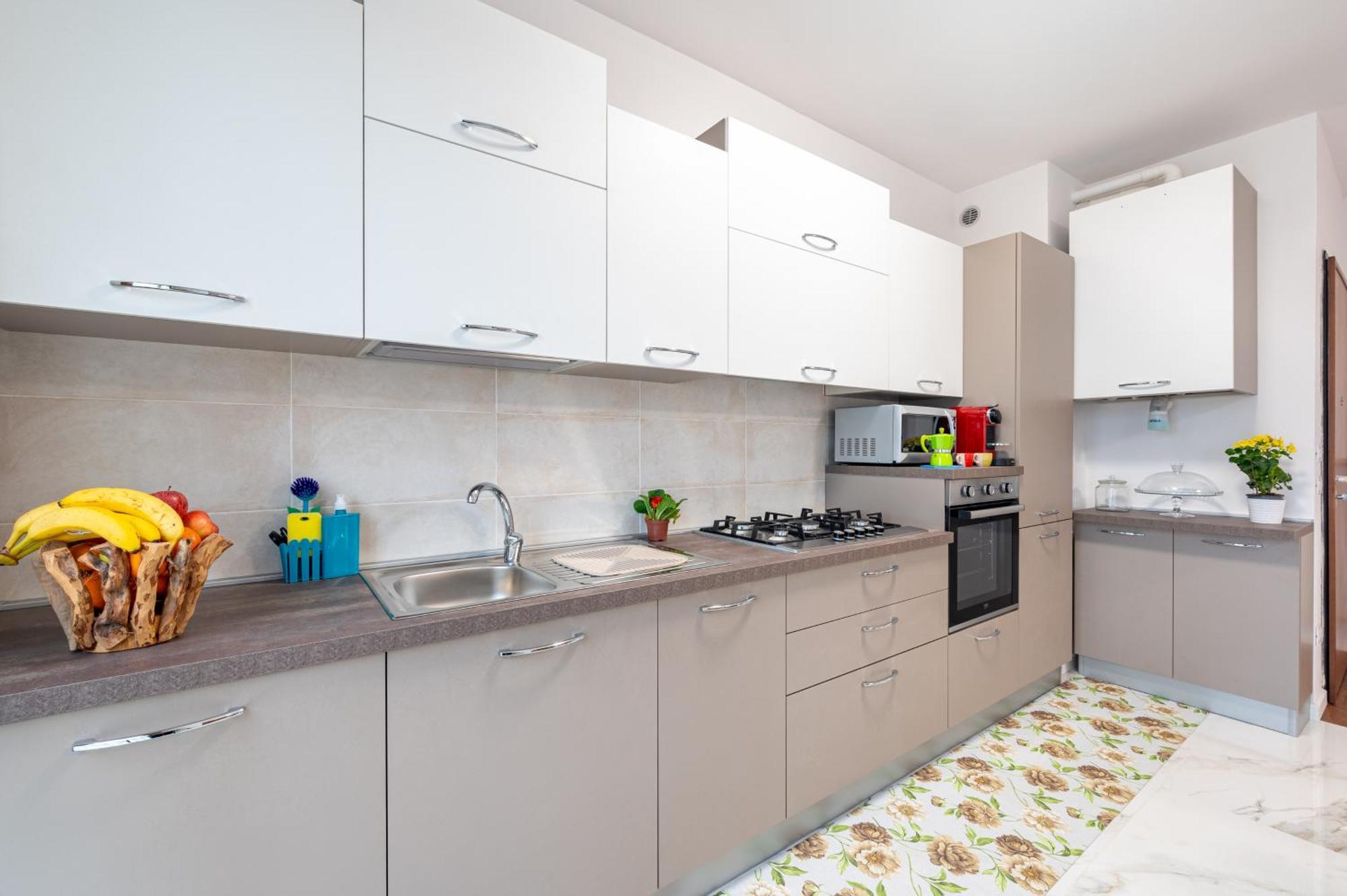 Picasso Residency Near Parma's Finest Gems Appartamento *